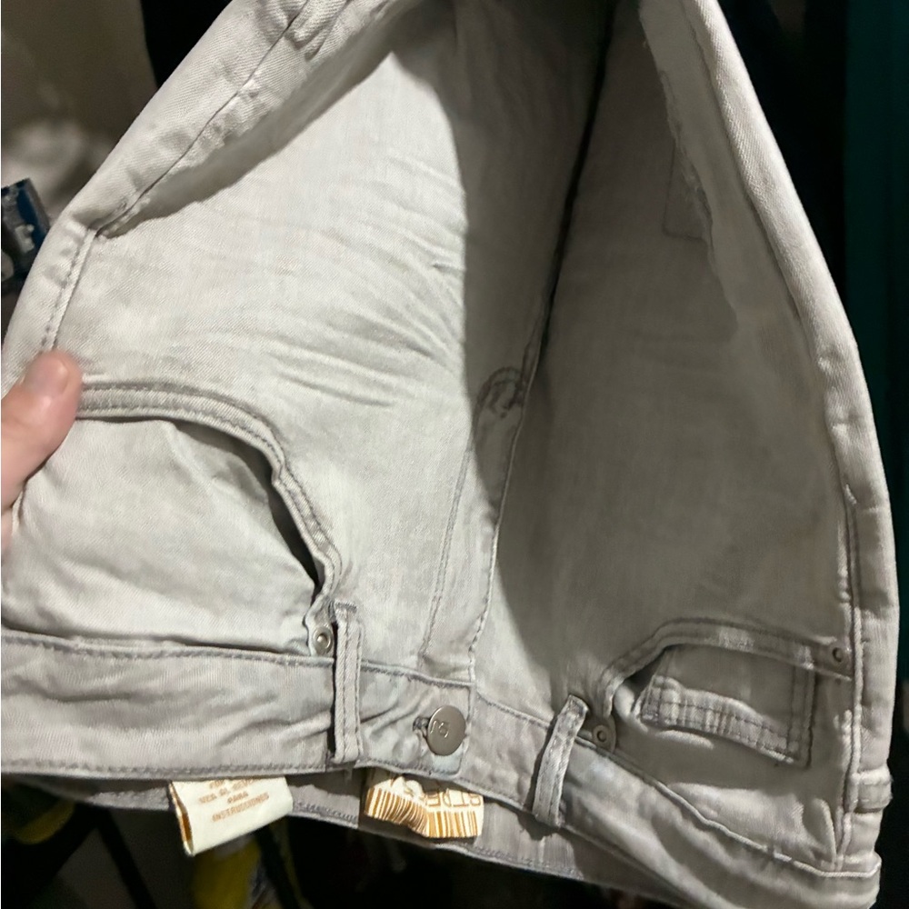 Men's Light Gray streetwear denim skinny jeans!